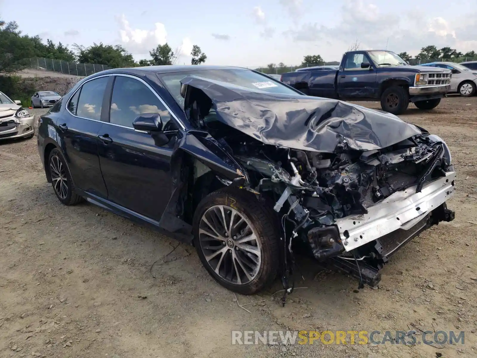 1 Photograph of a damaged car 4T1M11AKXLU399965 TOYOTA CAMRY 2020