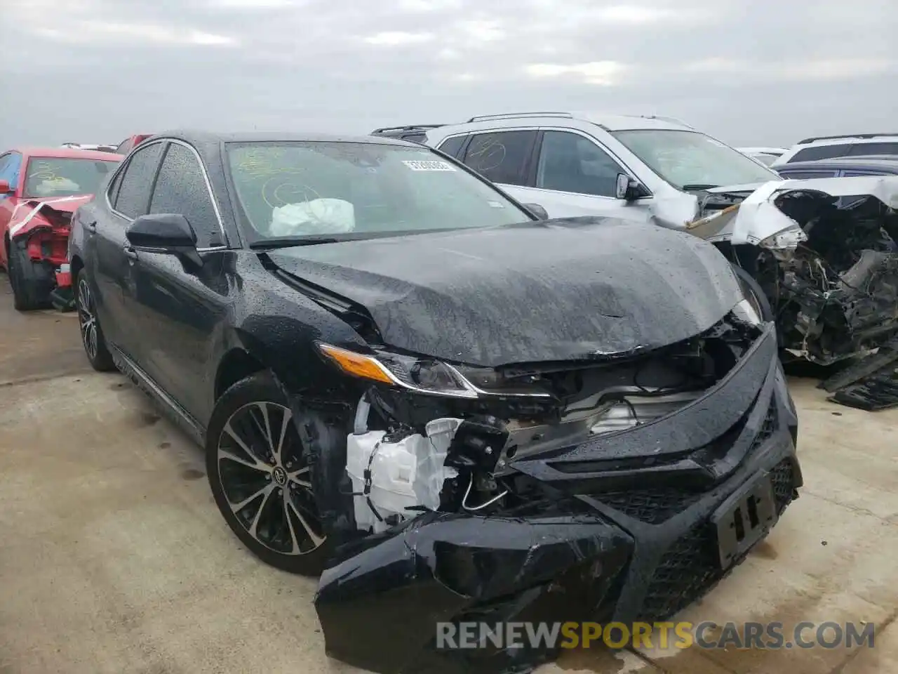 1 Photograph of a damaged car 4T1M11AKXLU937578 TOYOTA CAMRY 2020