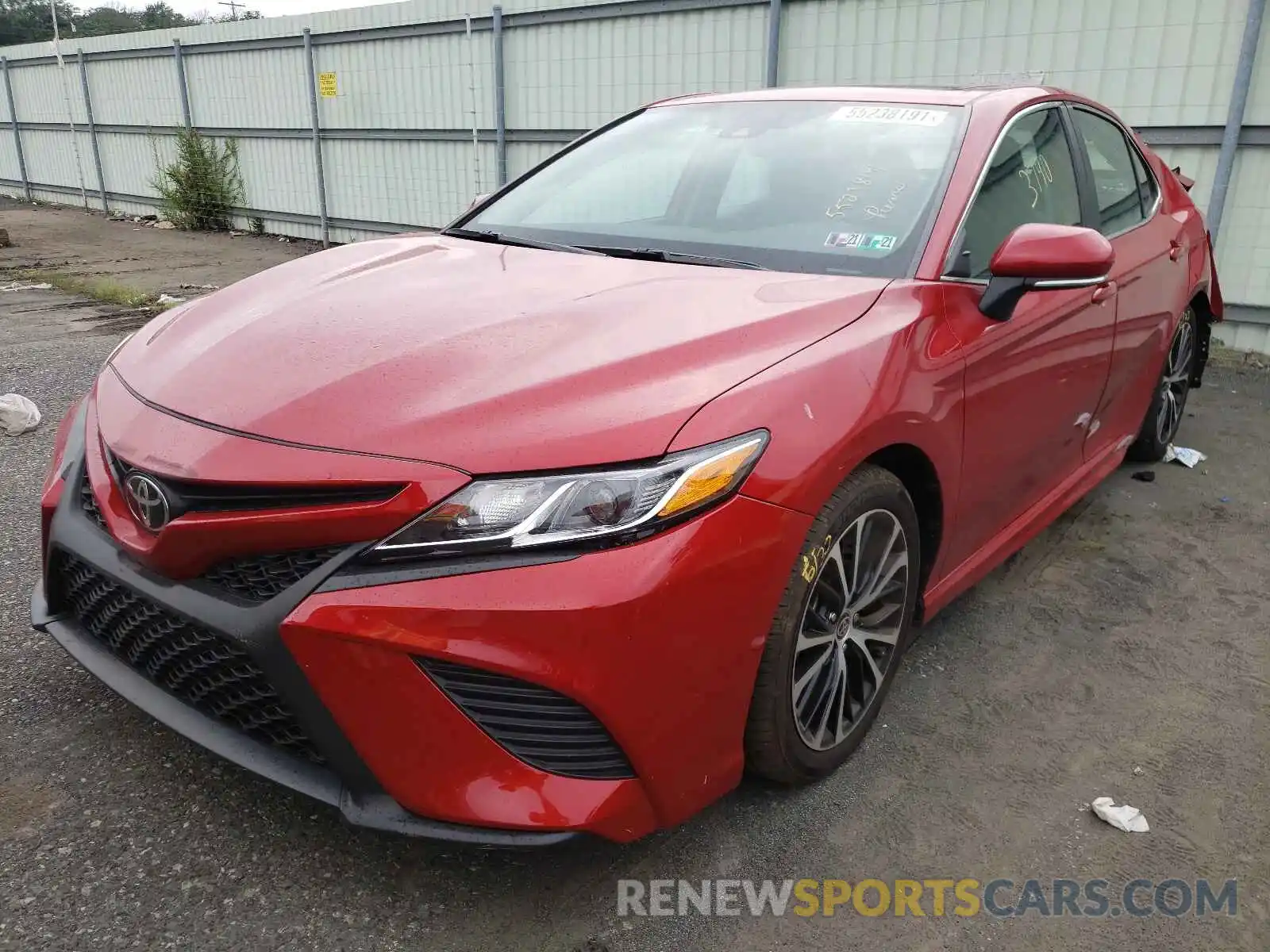 2 Photograph of a damaged car 4T1M11BK0LU013312 TOYOTA CAMRY 2020