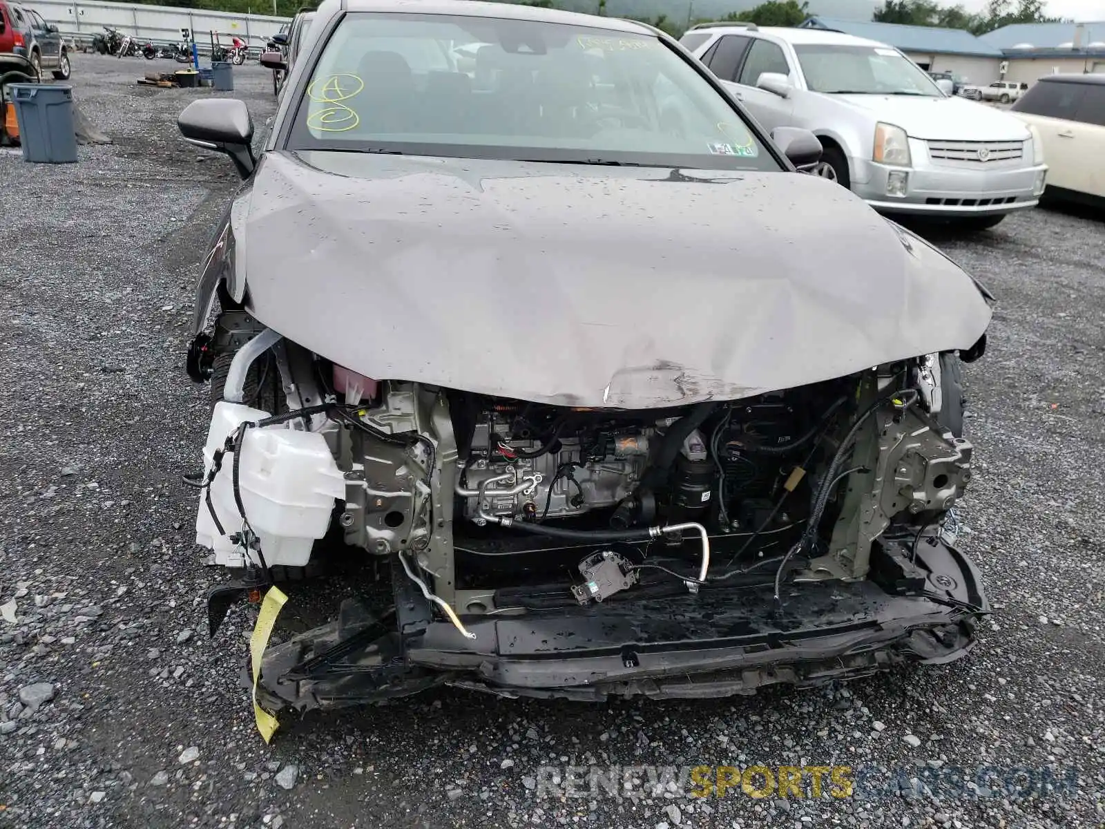 9 Photograph of a damaged car 4T1M11BK0LU018607 TOYOTA CAMRY 2020