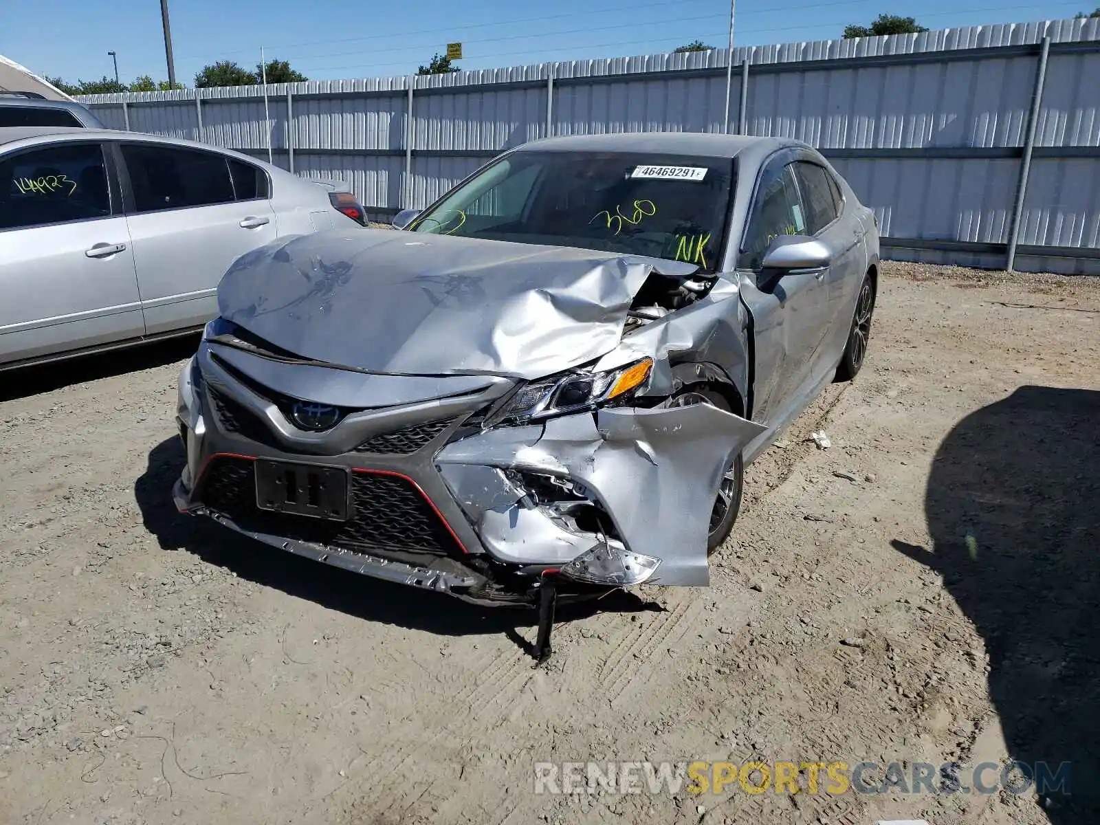 2 Photograph of a damaged car 4T1M11BK1LU017403 TOYOTA CAMRY 2020