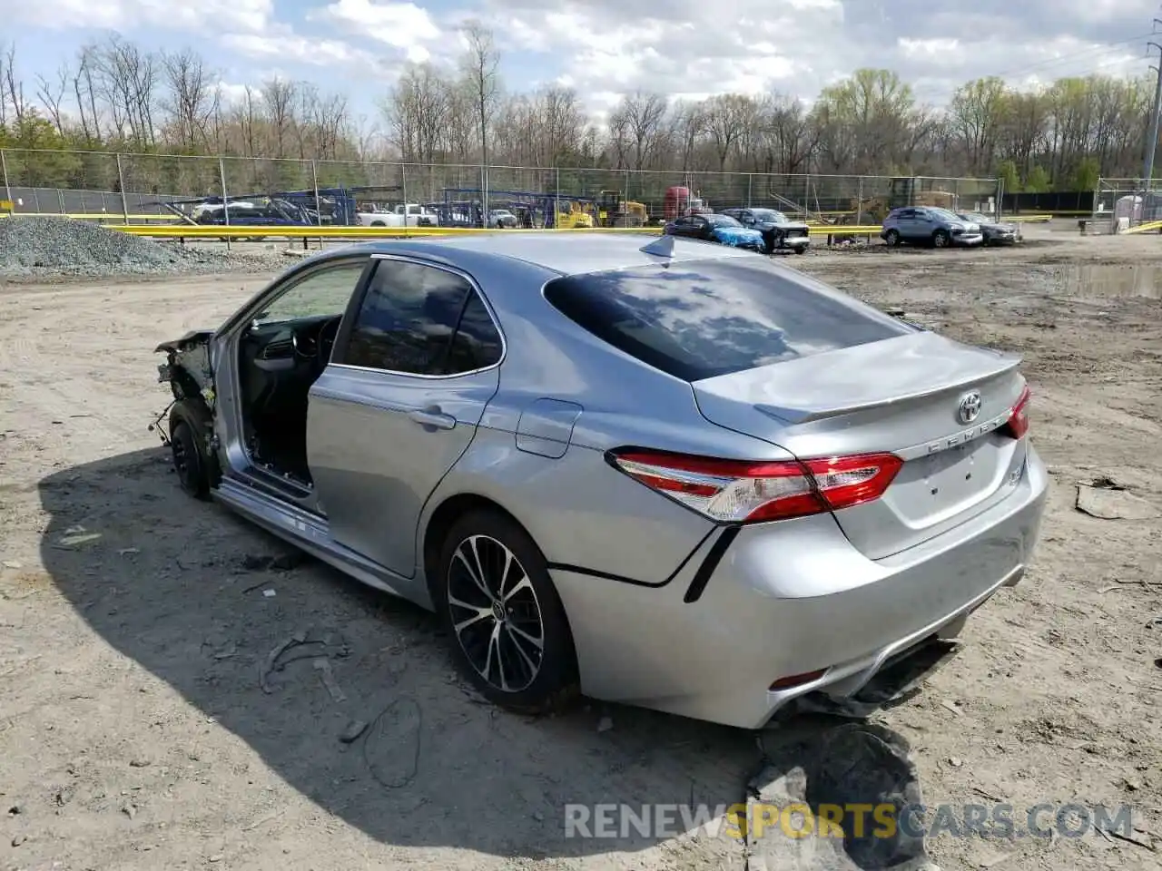 3 Photograph of a damaged car 4T1M11BK3LU016169 TOYOTA CAMRY 2020