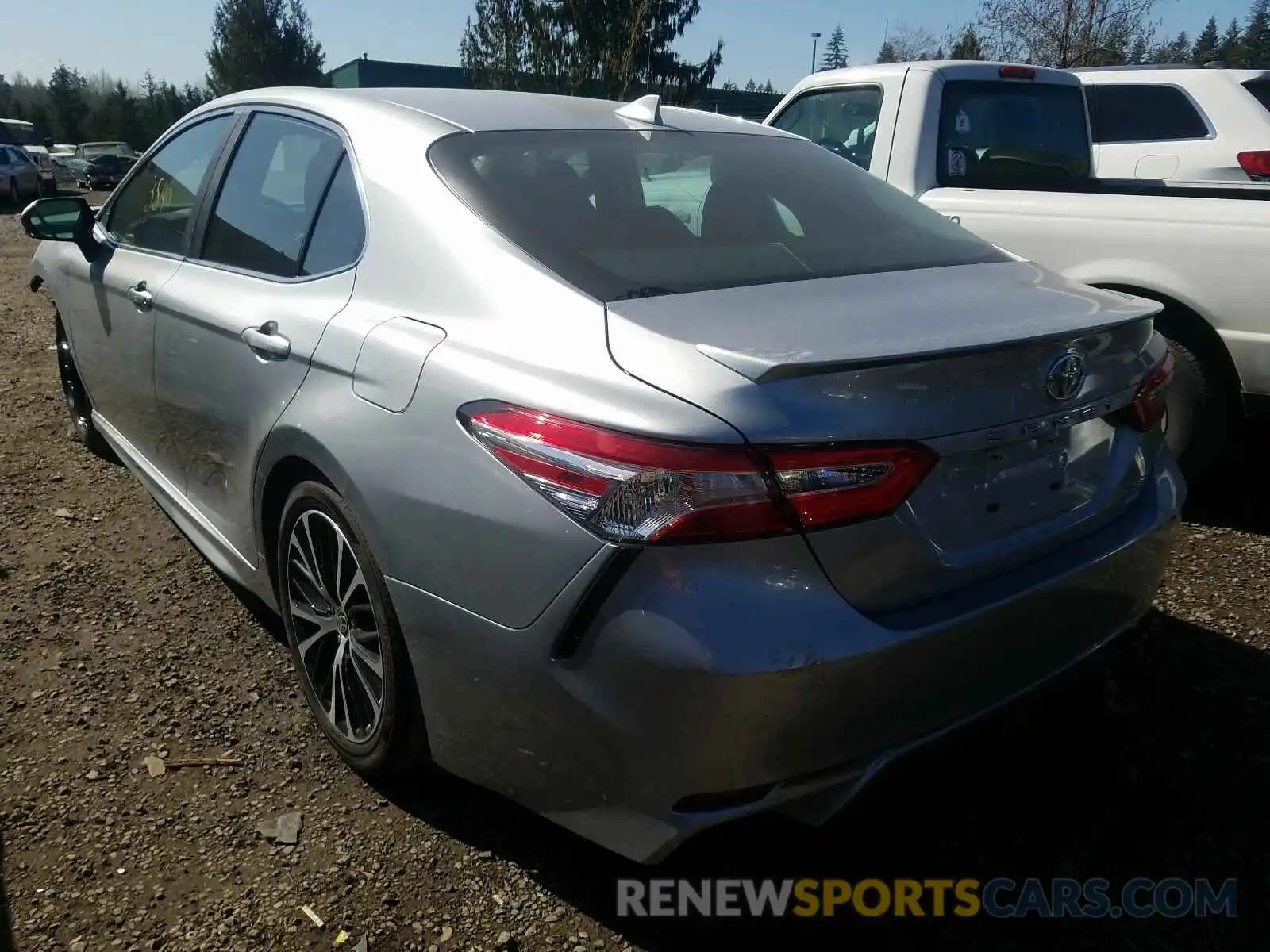 3 Photograph of a damaged car 4T1M11BK3LU018780 TOYOTA CAMRY 2020