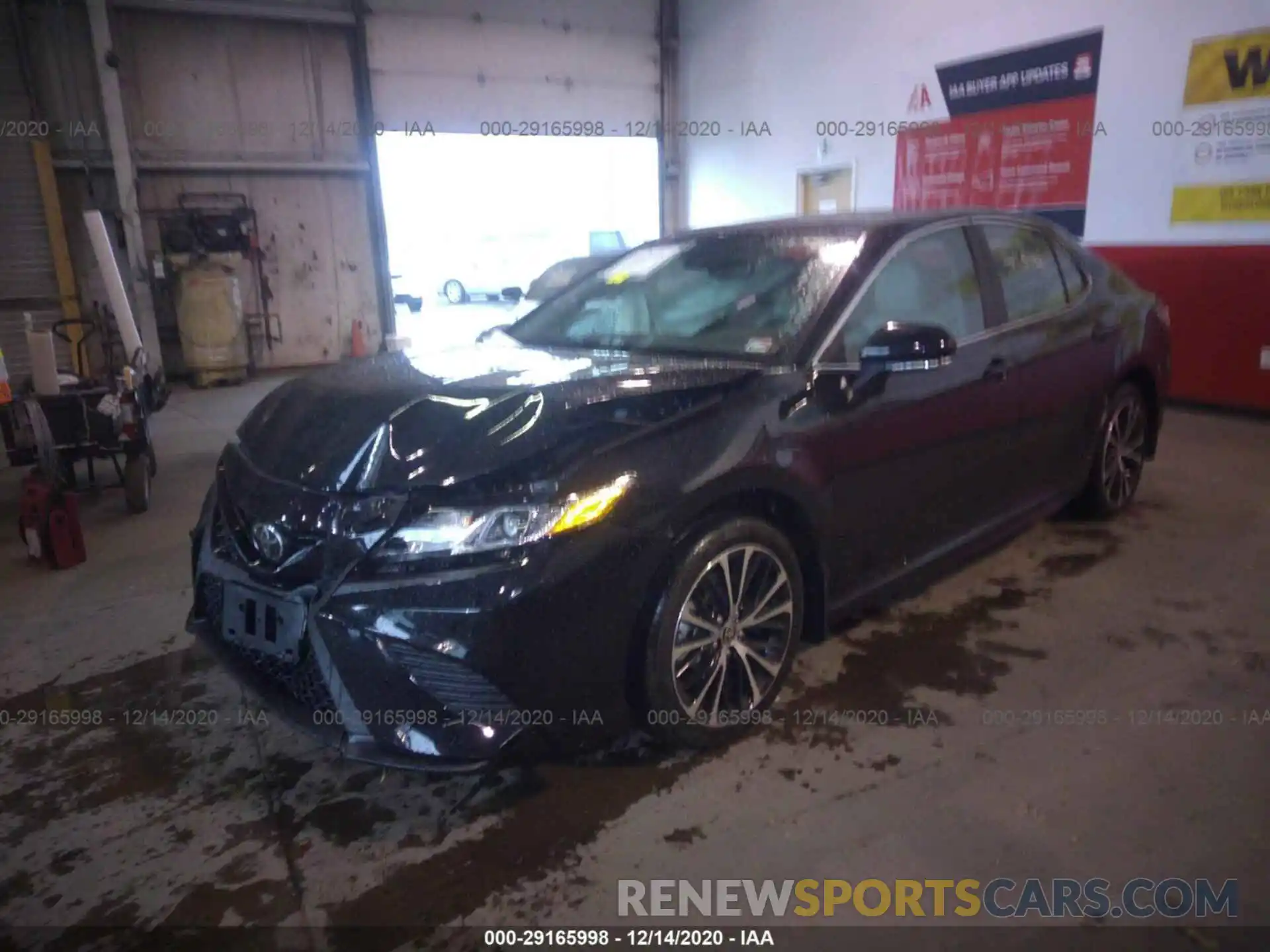 2 Photograph of a damaged car 4T1M11BK4LU005178 TOYOTA CAMRY 2020