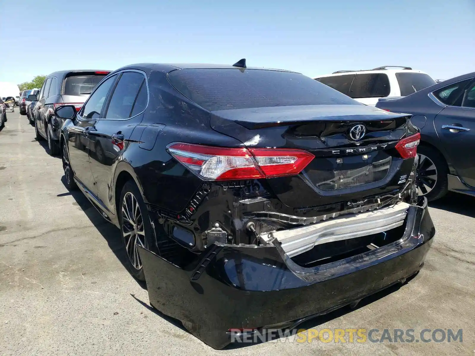 3 Photograph of a damaged car 4T1M11BK4LU014690 TOYOTA CAMRY 2020