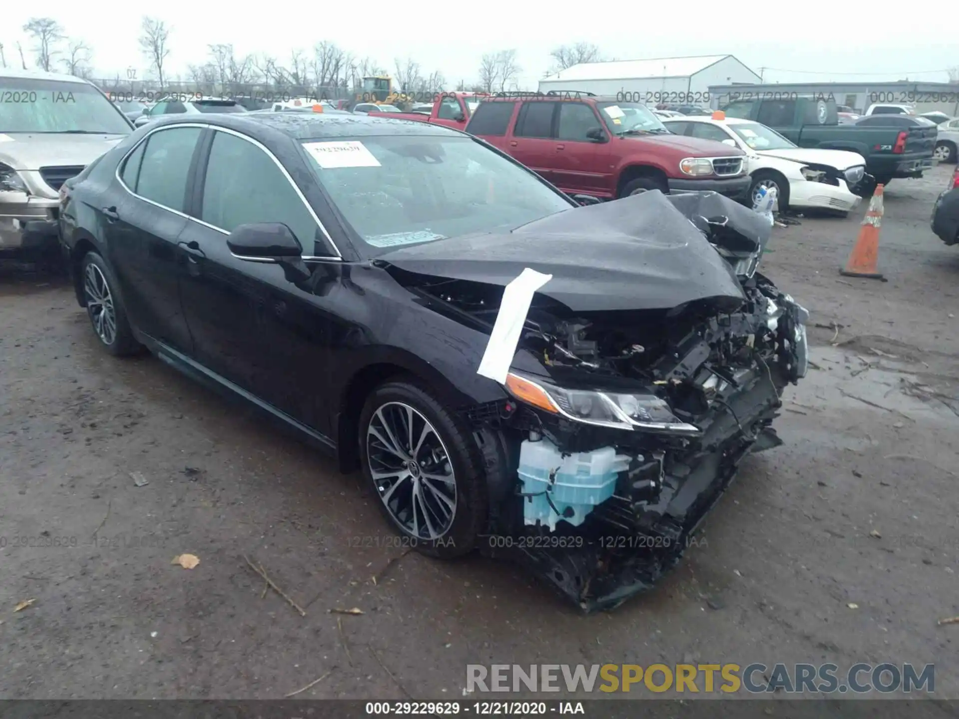 1 Photograph of a damaged car 4T1M11BK5LU010597 TOYOTA CAMRY 2020