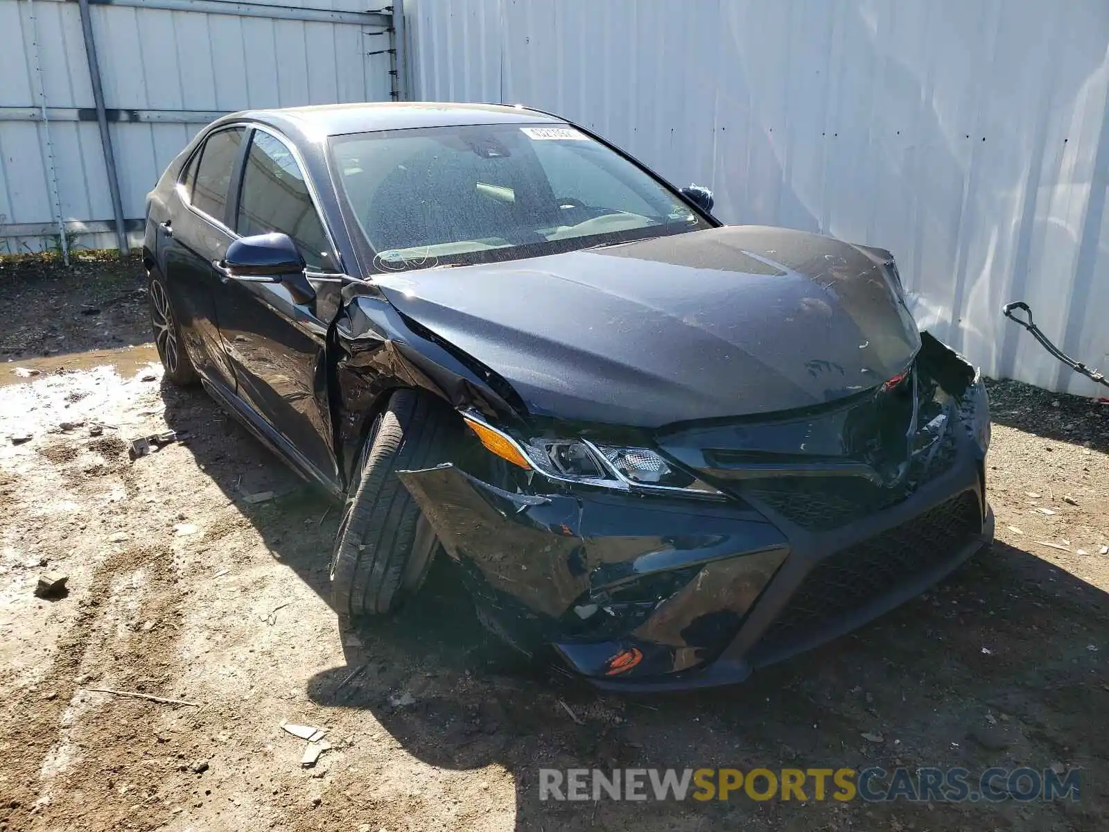 1 Photograph of a damaged car 4T1M11BK5LU011149 TOYOTA CAMRY 2020