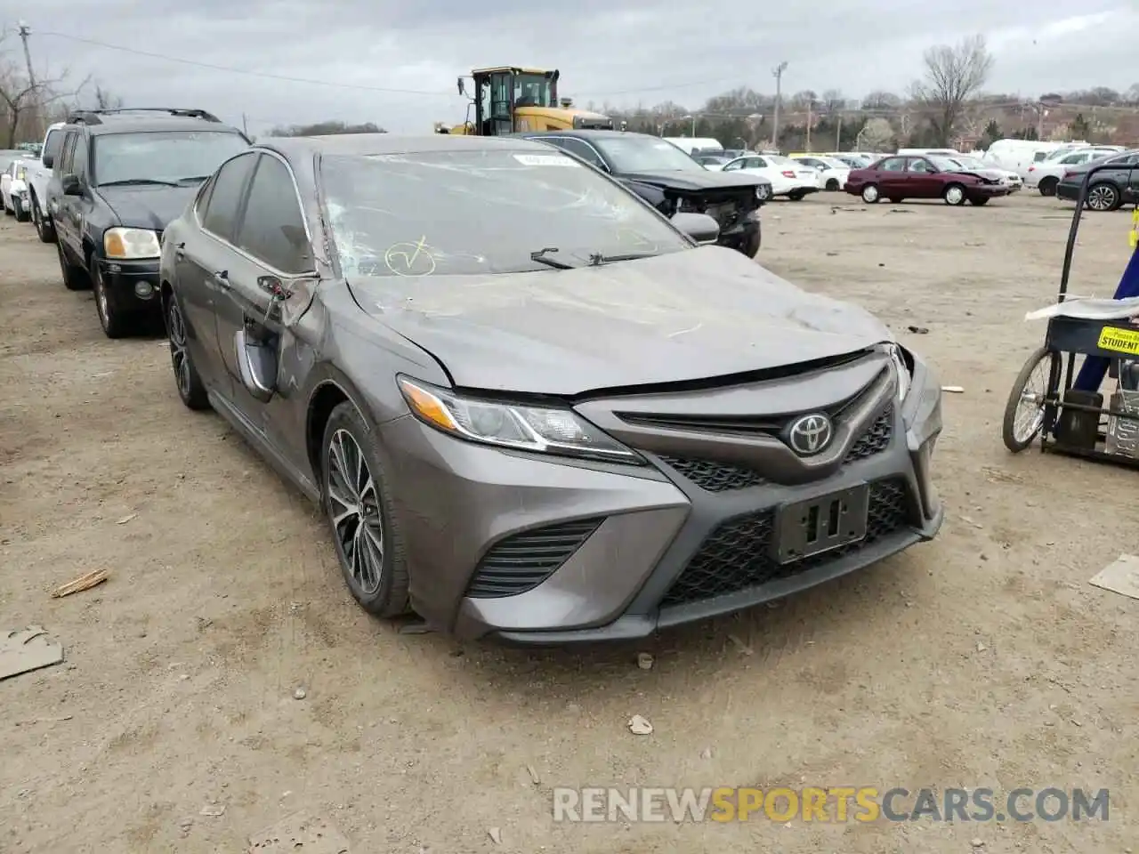 1 Photograph of a damaged car 4T1M11BK5LU011460 TOYOTA CAMRY 2020