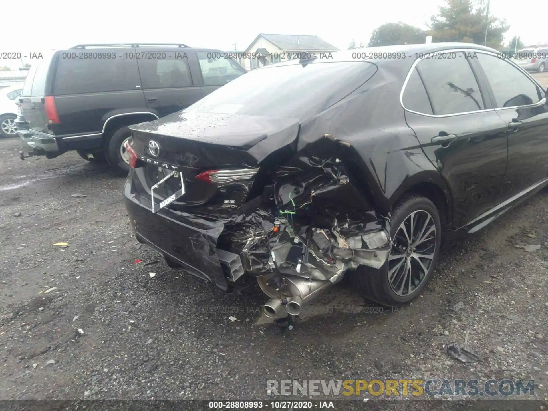 6 Photograph of a damaged car 4T1M11BK5LU012785 TOYOTA CAMRY 2020