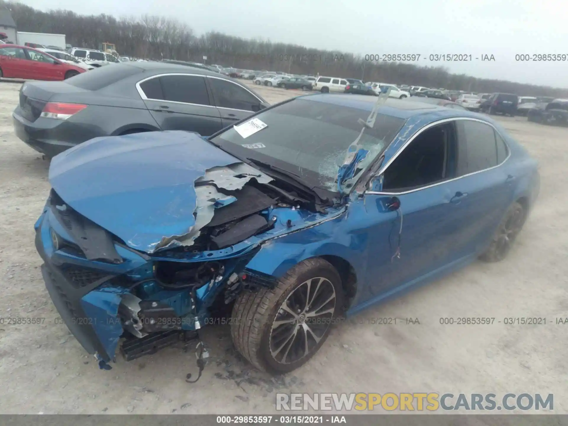 6 Photograph of a damaged car 4T1M11BK6LU011404 TOYOTA CAMRY 2020