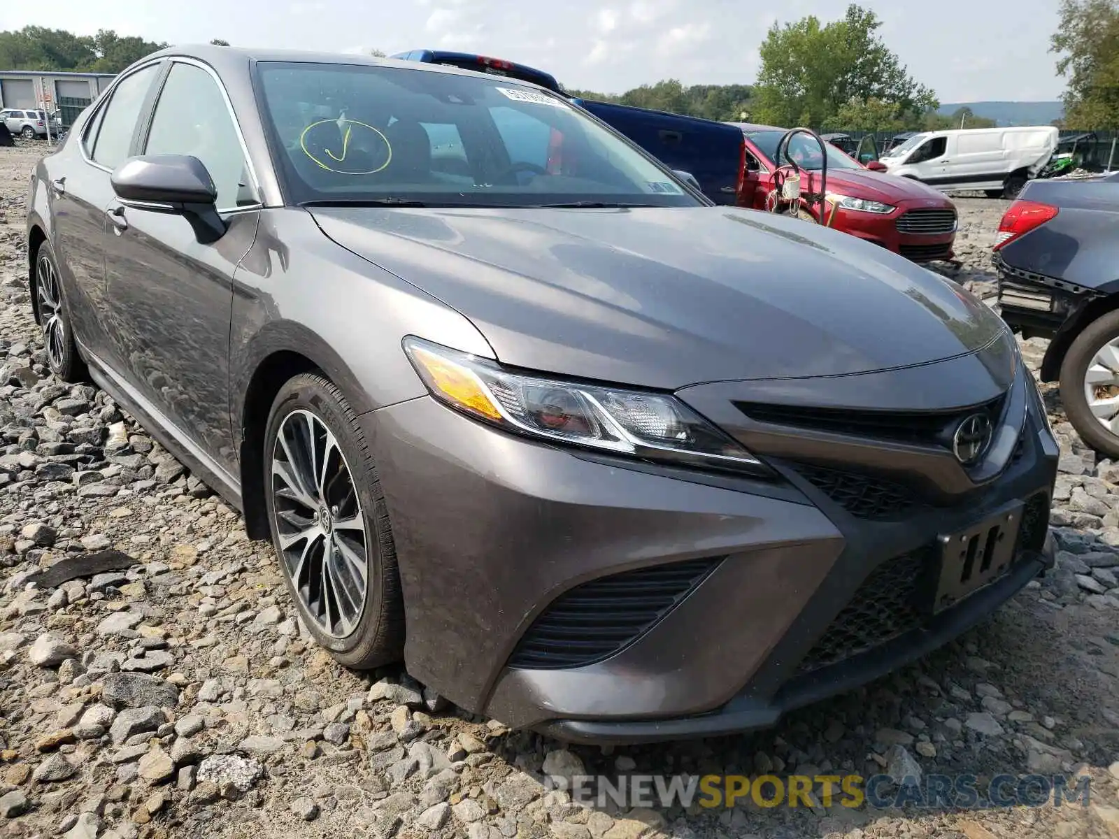 1 Photograph of a damaged car 4T1M11BK8LU006981 TOYOTA CAMRY 2020