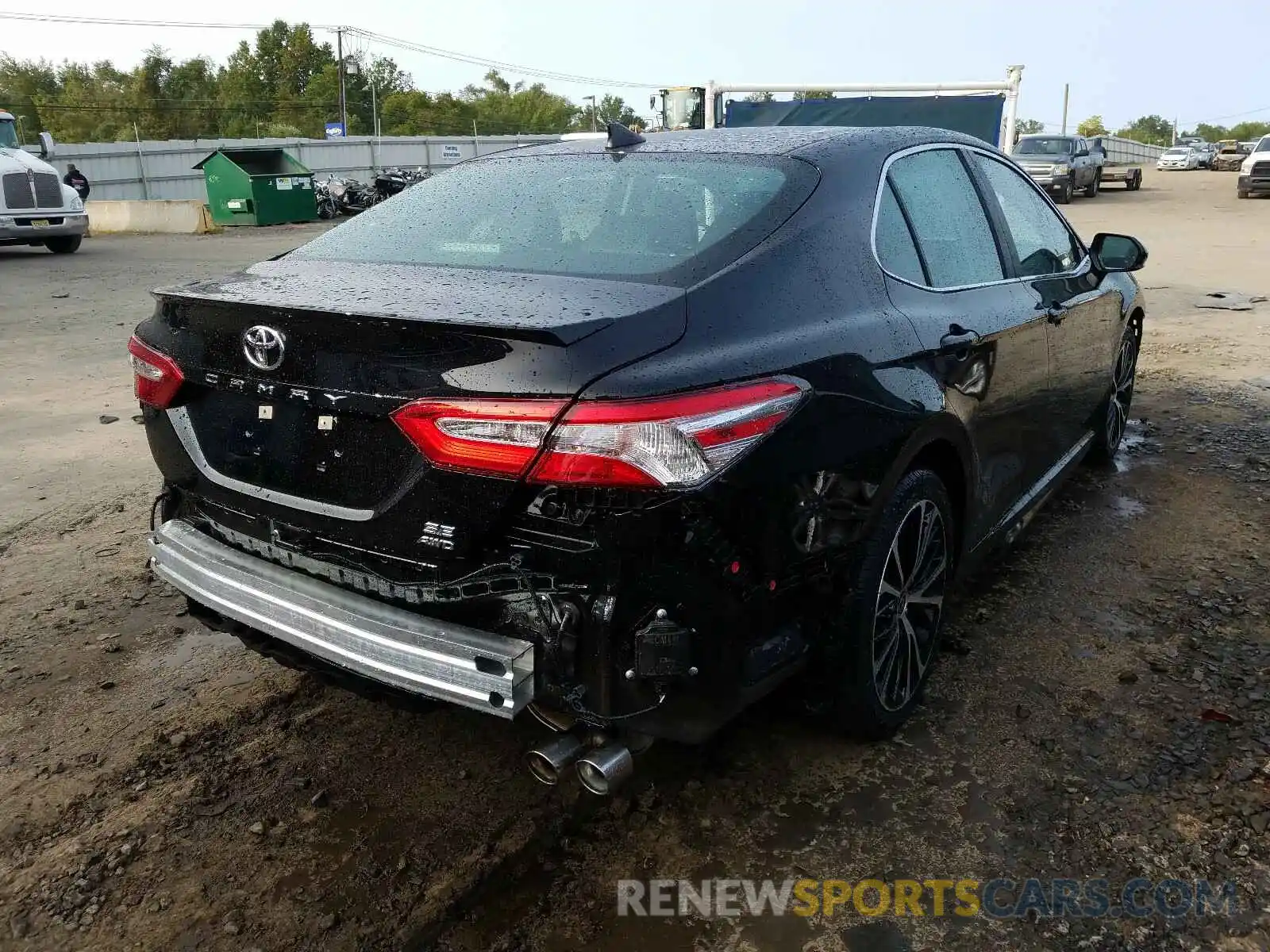 4 Photograph of a damaged car 4T1M11BKXLU008733 TOYOTA CAMRY 2020