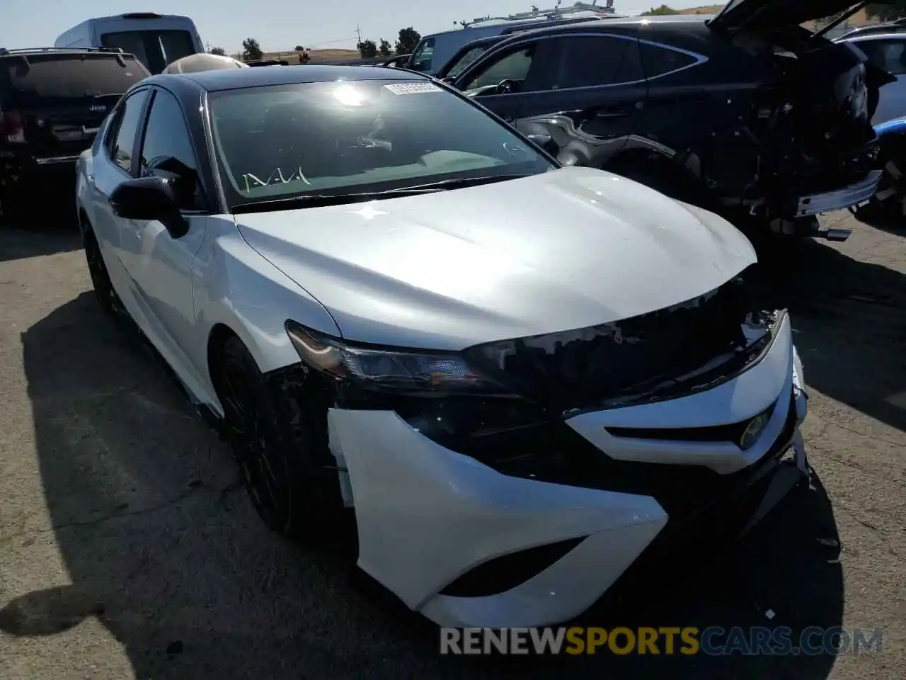 1 Photograph of a damaged car 4T1NZ1AK0LU034952 TOYOTA CAMRY 2020