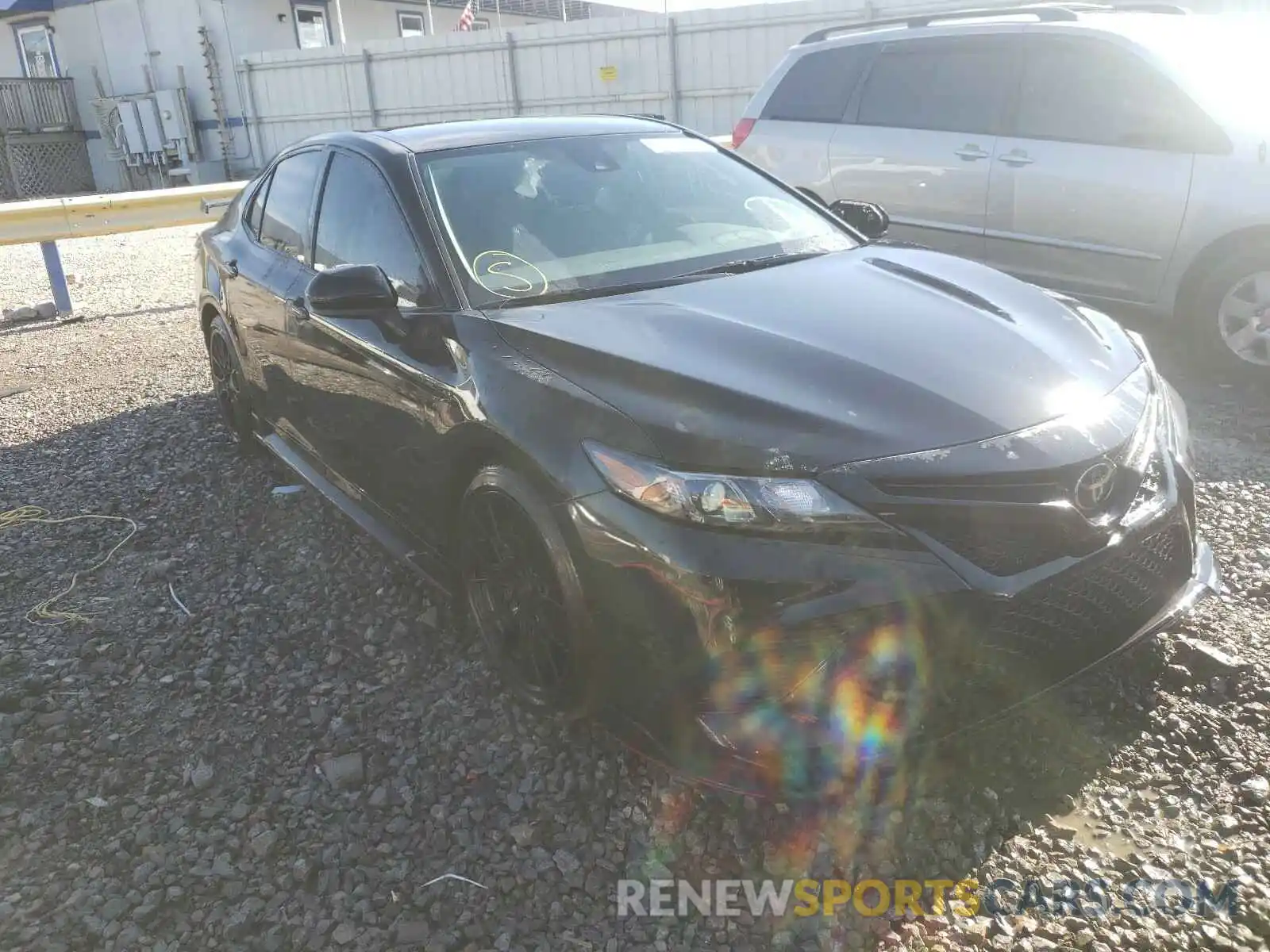 1 Photograph of a damaged car 4T1NZ1AK0LU040007 TOYOTA CAMRY 2020