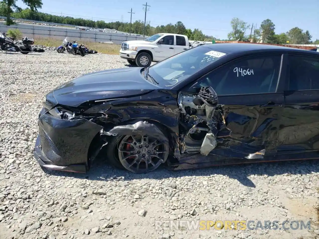 10 Photograph of a damaged car 4T1NZ1AK0LU040783 TOYOTA CAMRY 2020