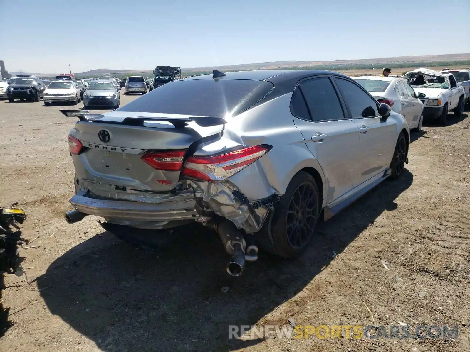 4 Photograph of a damaged car 4T1NZ1AK0LU041920 TOYOTA CAMRY 2020