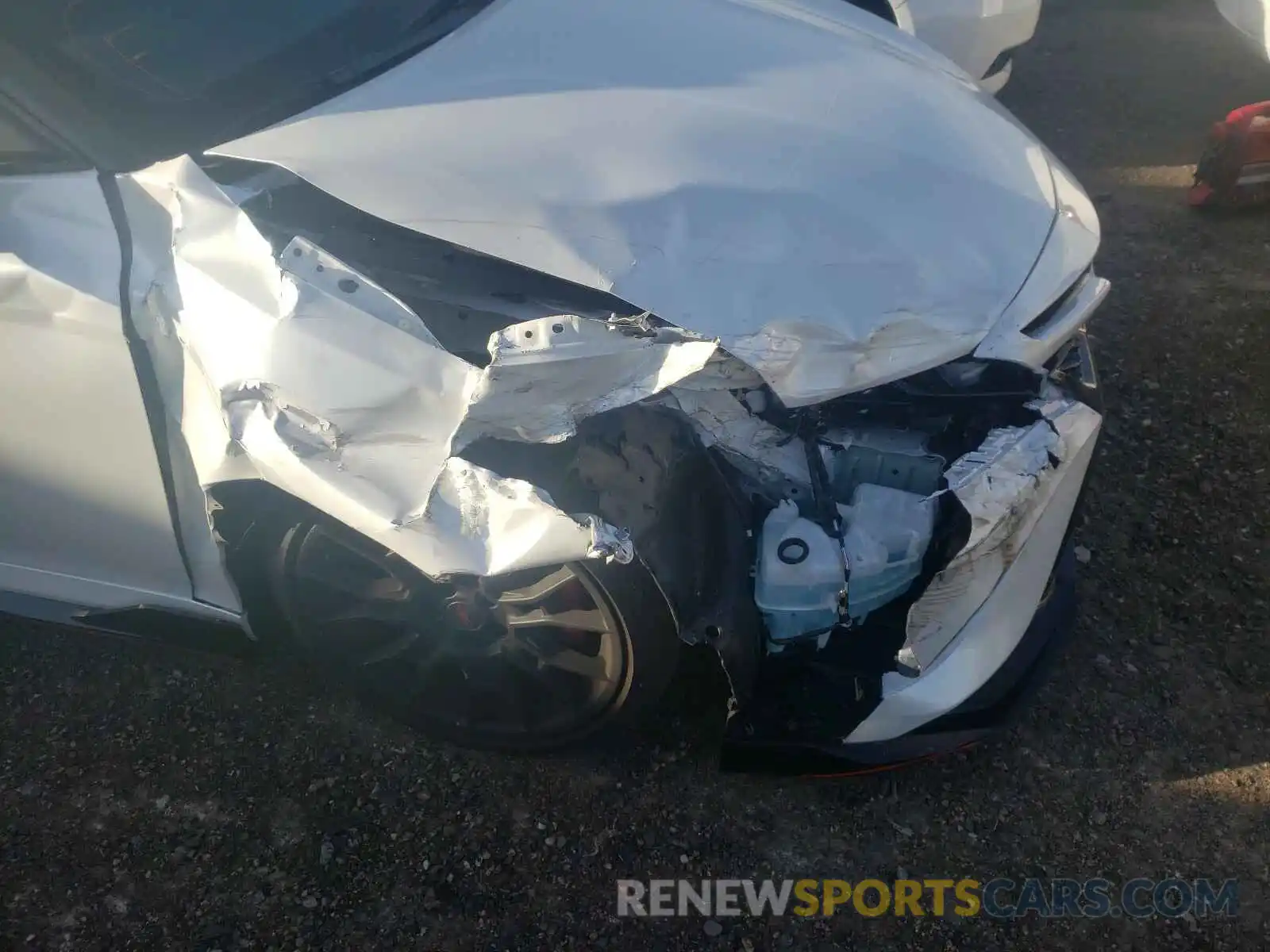 9 Photograph of a damaged car 4T1NZ1AK0LU045093 TOYOTA CAMRY 2020