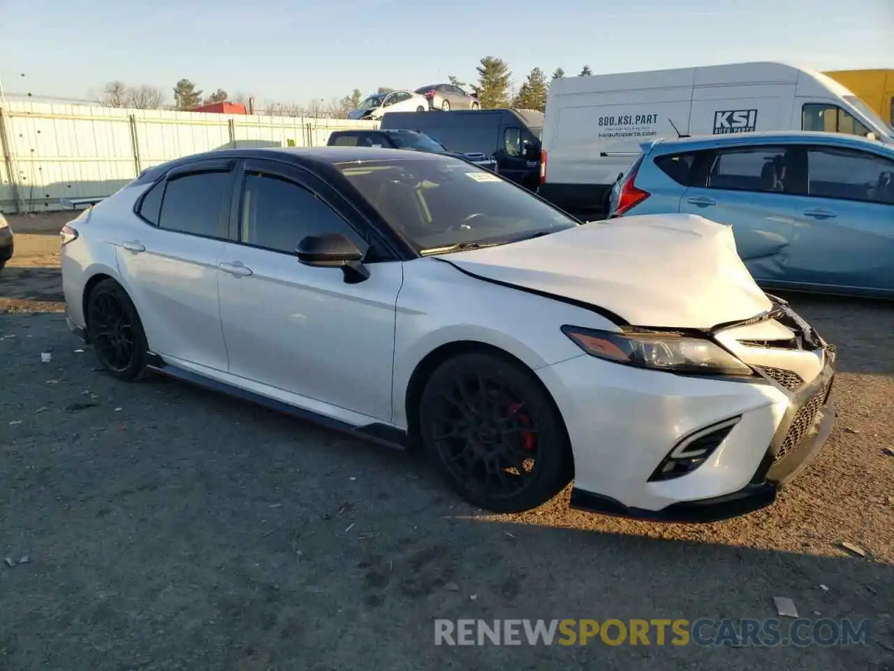 4 Photograph of a damaged car 4T1NZ1AK1LU037732 TOYOTA CAMRY 2020