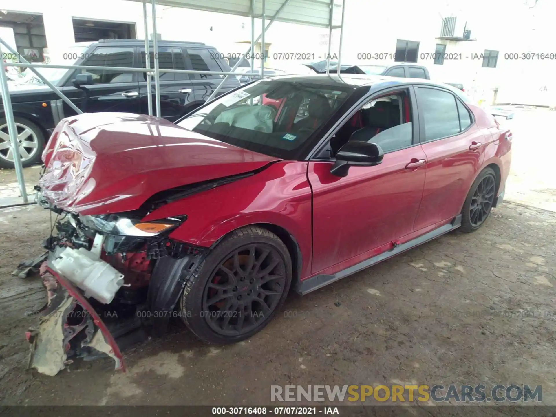 2 Photograph of a damaged car 4T1NZ1AK2LU042891 TOYOTA CAMRY 2020