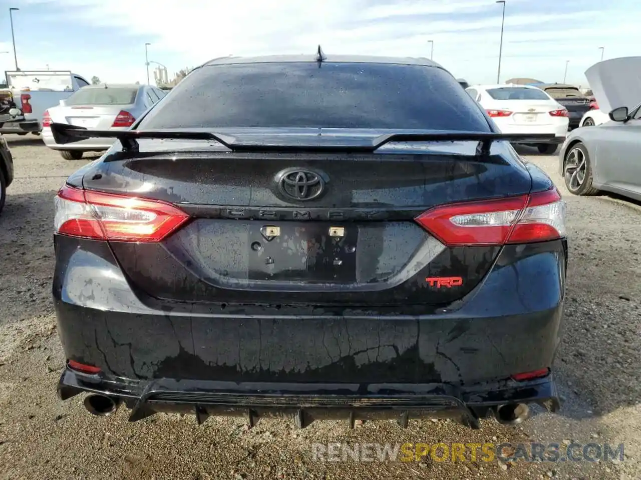 6 Photograph of a damaged car 4T1NZ1AK2LU043250 TOYOTA CAMRY 2020