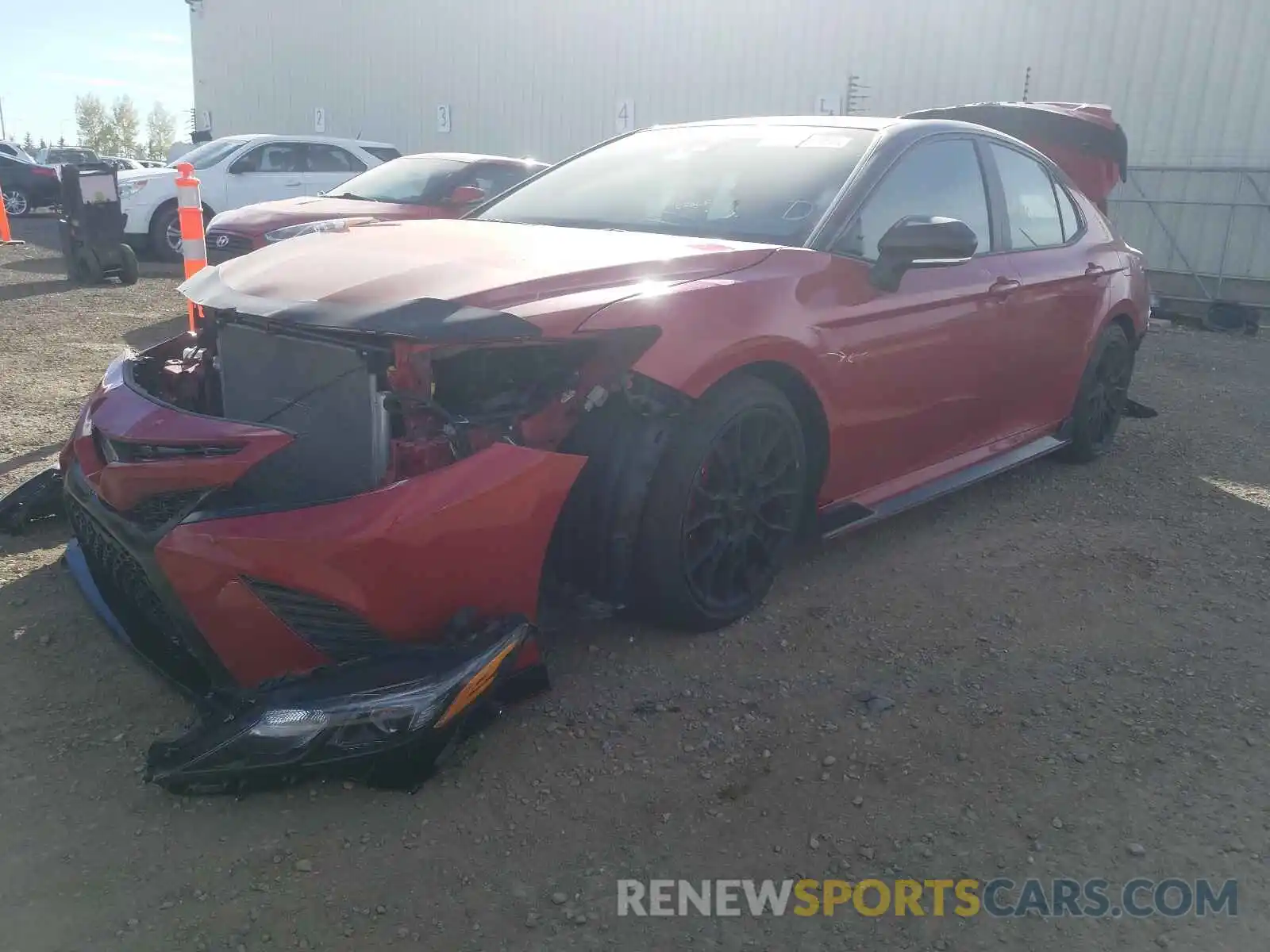 2 Photograph of a damaged car 4T1NZ1AK3LU035917 TOYOTA CAMRY 2020