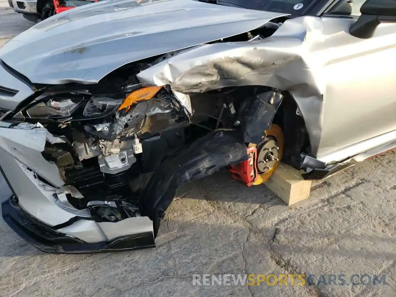 9 Photograph of a damaged car 4T1NZ1AK3LU038462 TOYOTA CAMRY 2020