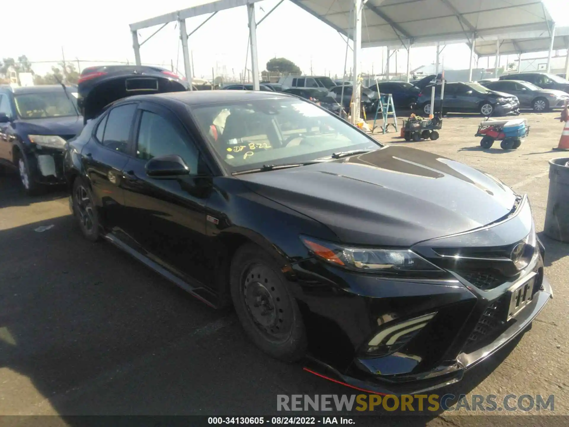 1 Photograph of a damaged car 4T1NZ1AK4LU034114 TOYOTA CAMRY 2020