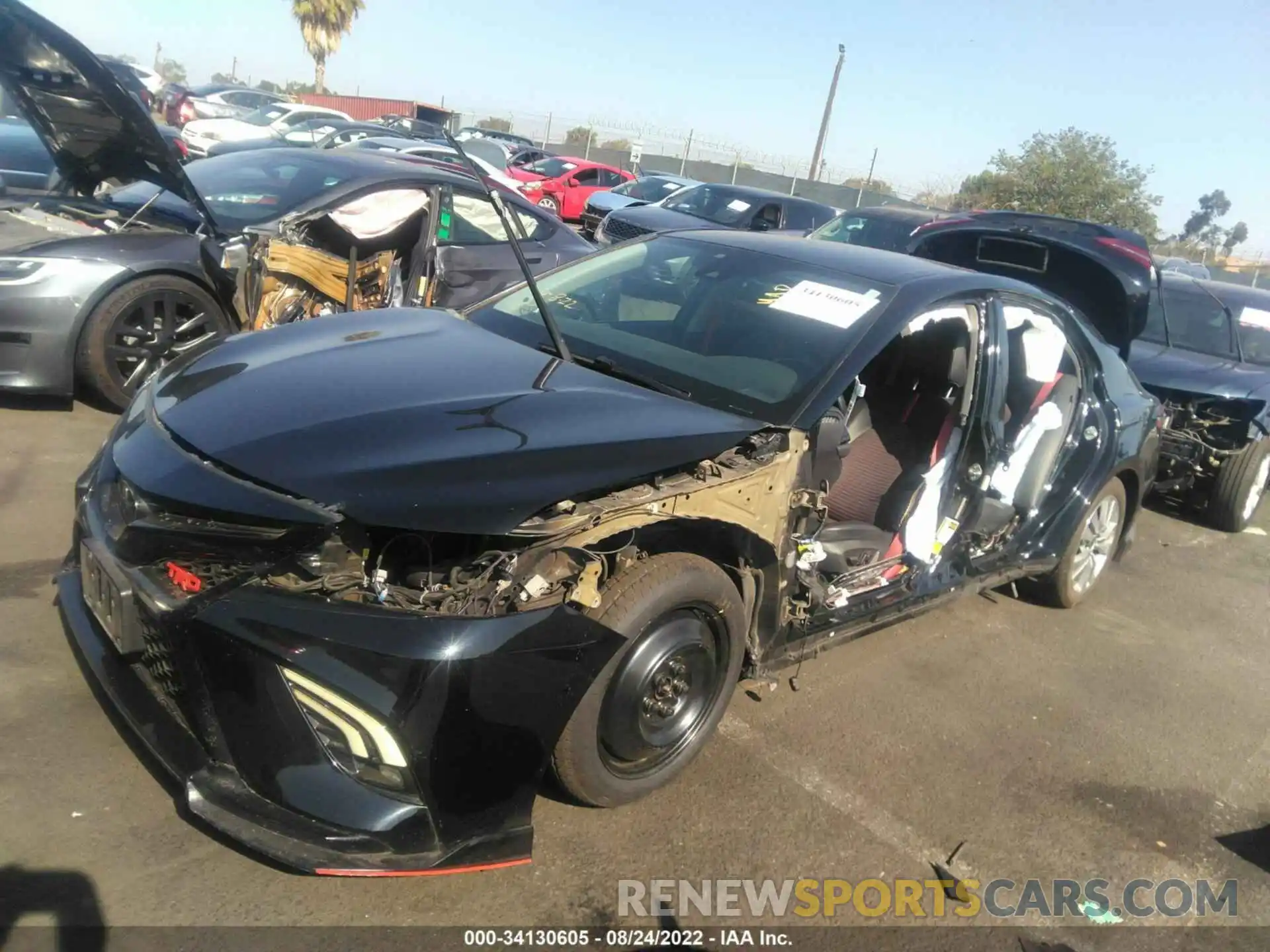 2 Photograph of a damaged car 4T1NZ1AK4LU034114 TOYOTA CAMRY 2020