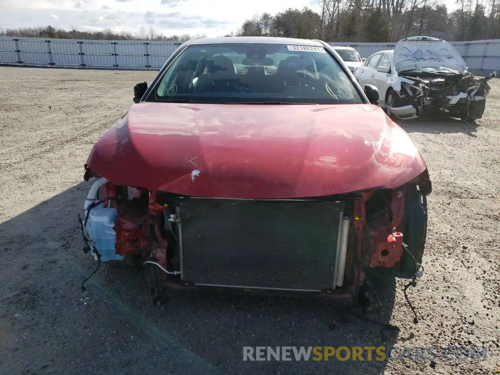 9 Photograph of a damaged car 4T1NZ1AK4LU038213 TOYOTA CAMRY 2020