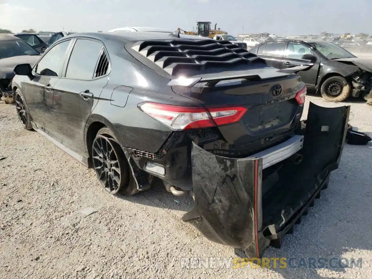 3 Photograph of a damaged car 4T1NZ1AK4LU038230 TOYOTA CAMRY 2020