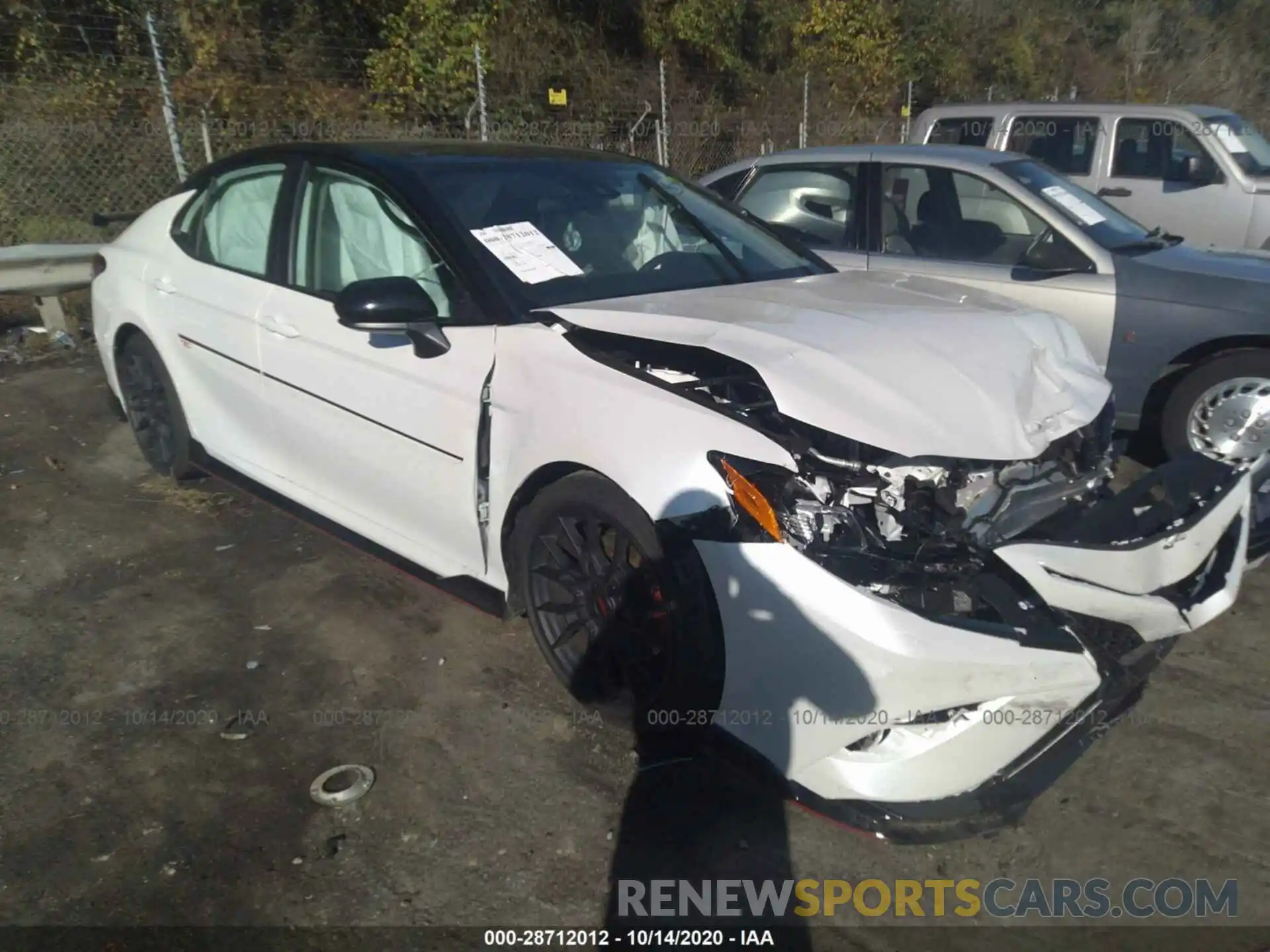 1 Photograph of a damaged car 4T1NZ1AK4LU042116 TOYOTA CAMRY 2020