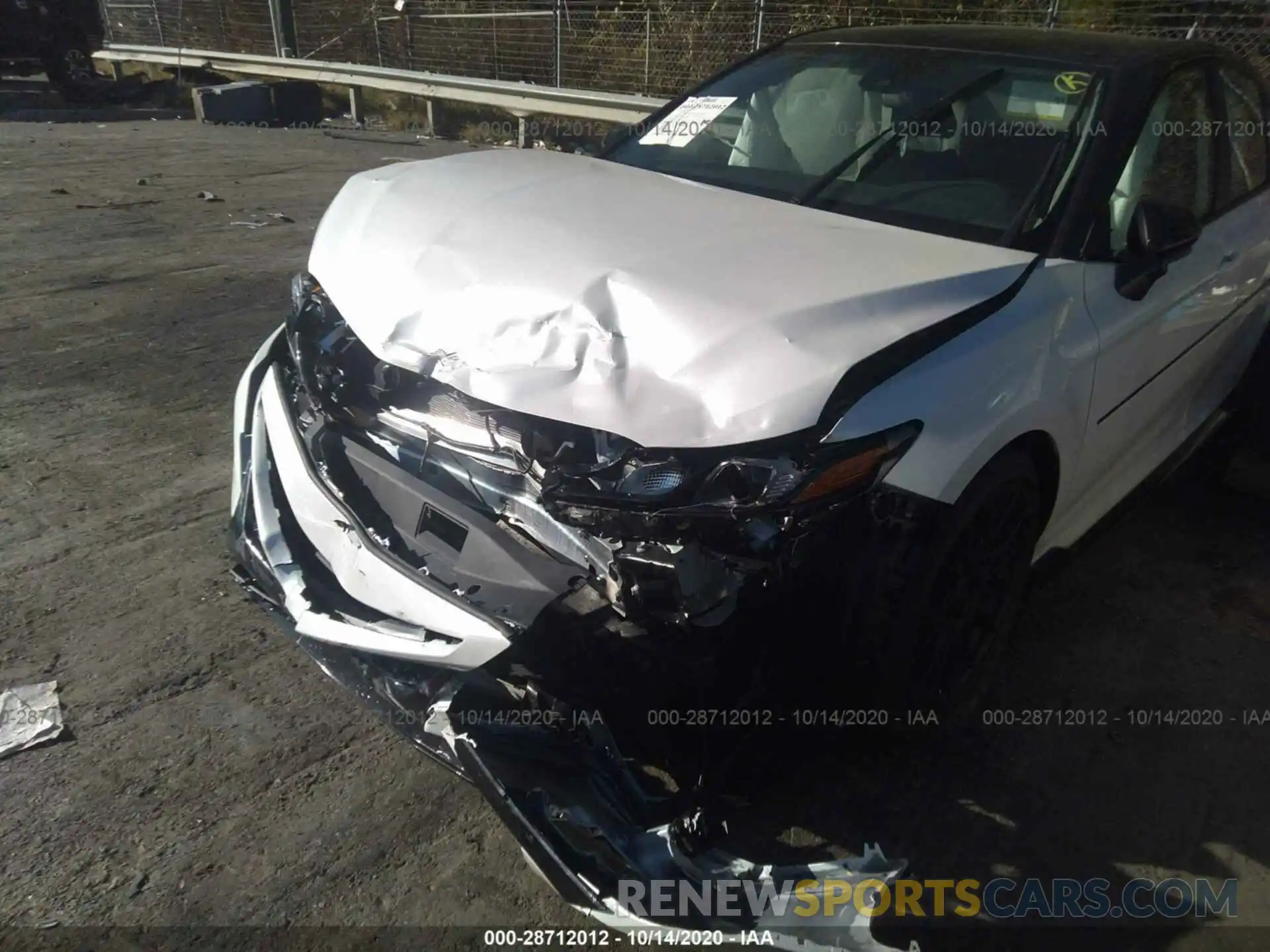 6 Photograph of a damaged car 4T1NZ1AK4LU042116 TOYOTA CAMRY 2020