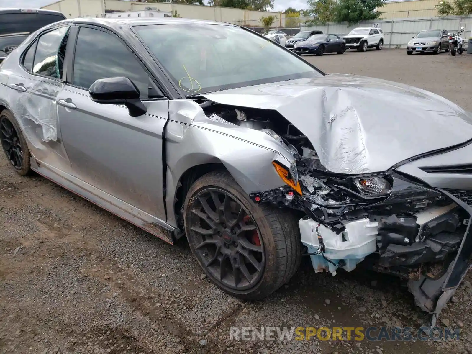 9 Photograph of a damaged car 4T1NZ1AK4LU044044 TOYOTA CAMRY 2020