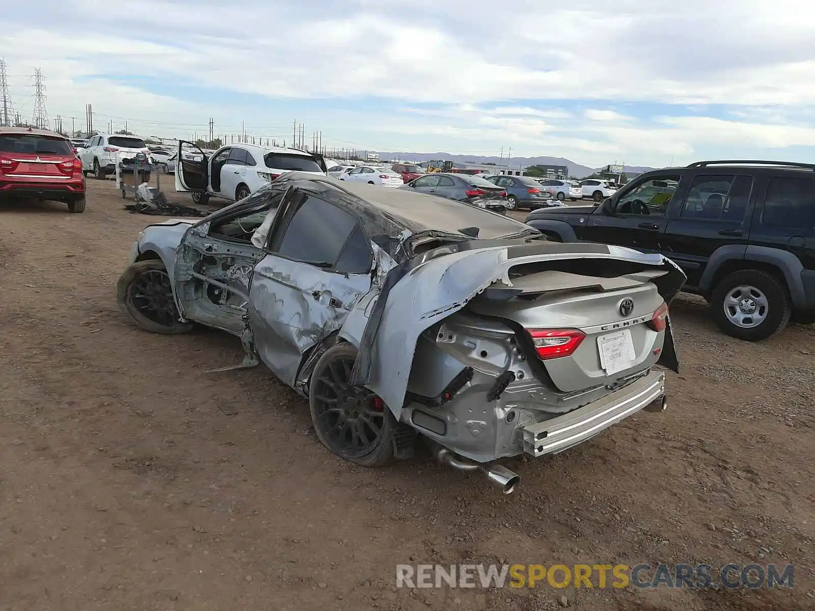 3 Photograph of a damaged car 4T1NZ1AK4LU046604 TOYOTA CAMRY 2020