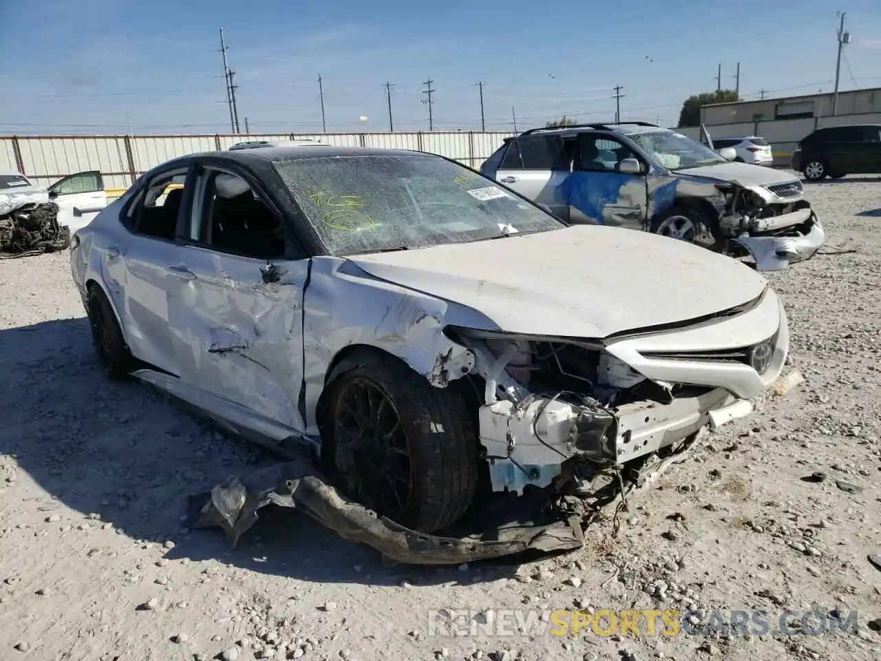 1 Photograph of a damaged car 4T1NZ1AK5LU035658 TOYOTA CAMRY 2020