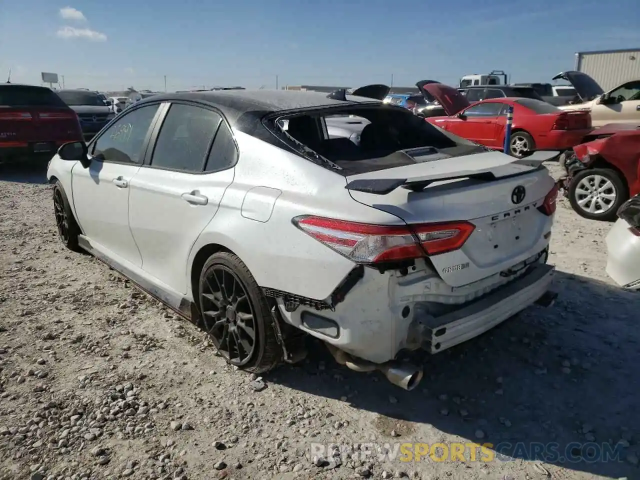 3 Photograph of a damaged car 4T1NZ1AK5LU035658 TOYOTA CAMRY 2020