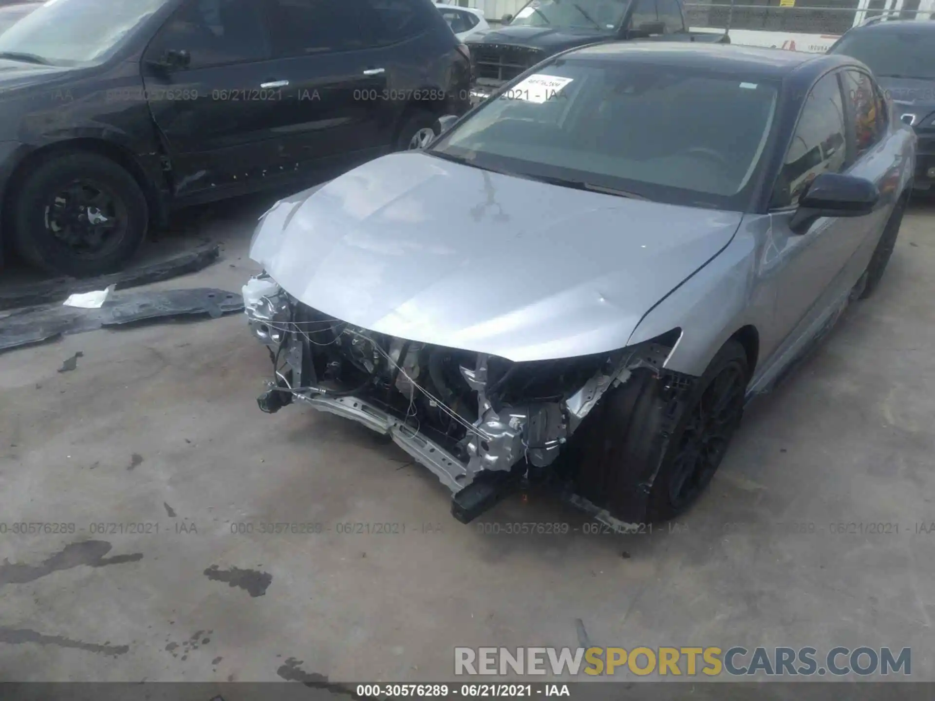 6 Photograph of a damaged car 4T1NZ1AK5LU039970 TOYOTA CAMRY 2020