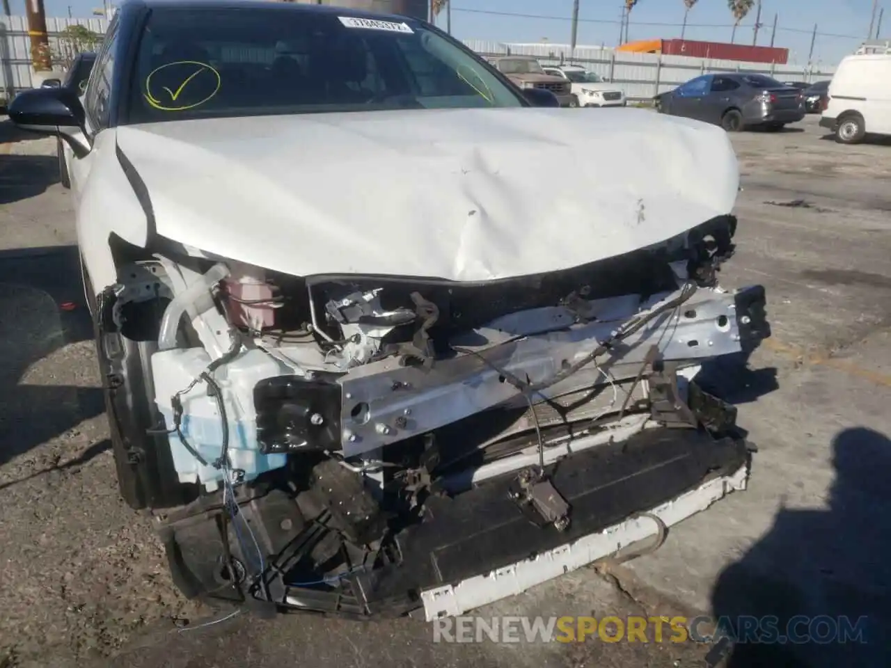 9 Photograph of a damaged car 4T1NZ1AK5LU040682 TOYOTA CAMRY 2020