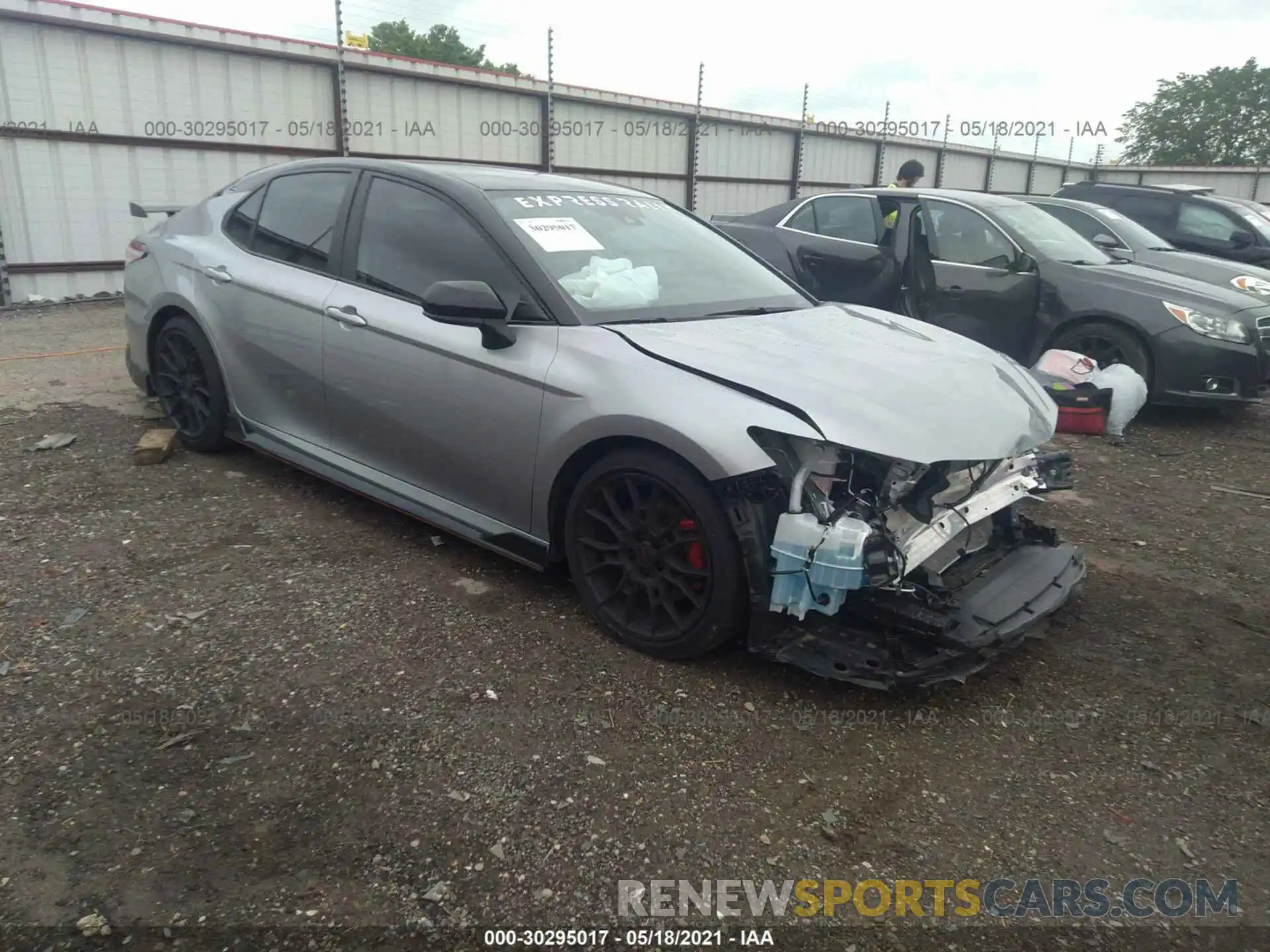 1 Photograph of a damaged car 4T1NZ1AK5LU045042 TOYOTA CAMRY 2020