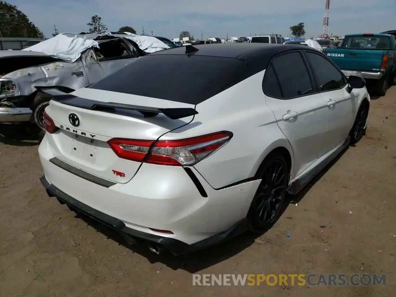 4 Photograph of a damaged car 4T1NZ1AK6LU034616 TOYOTA CAMRY 2020