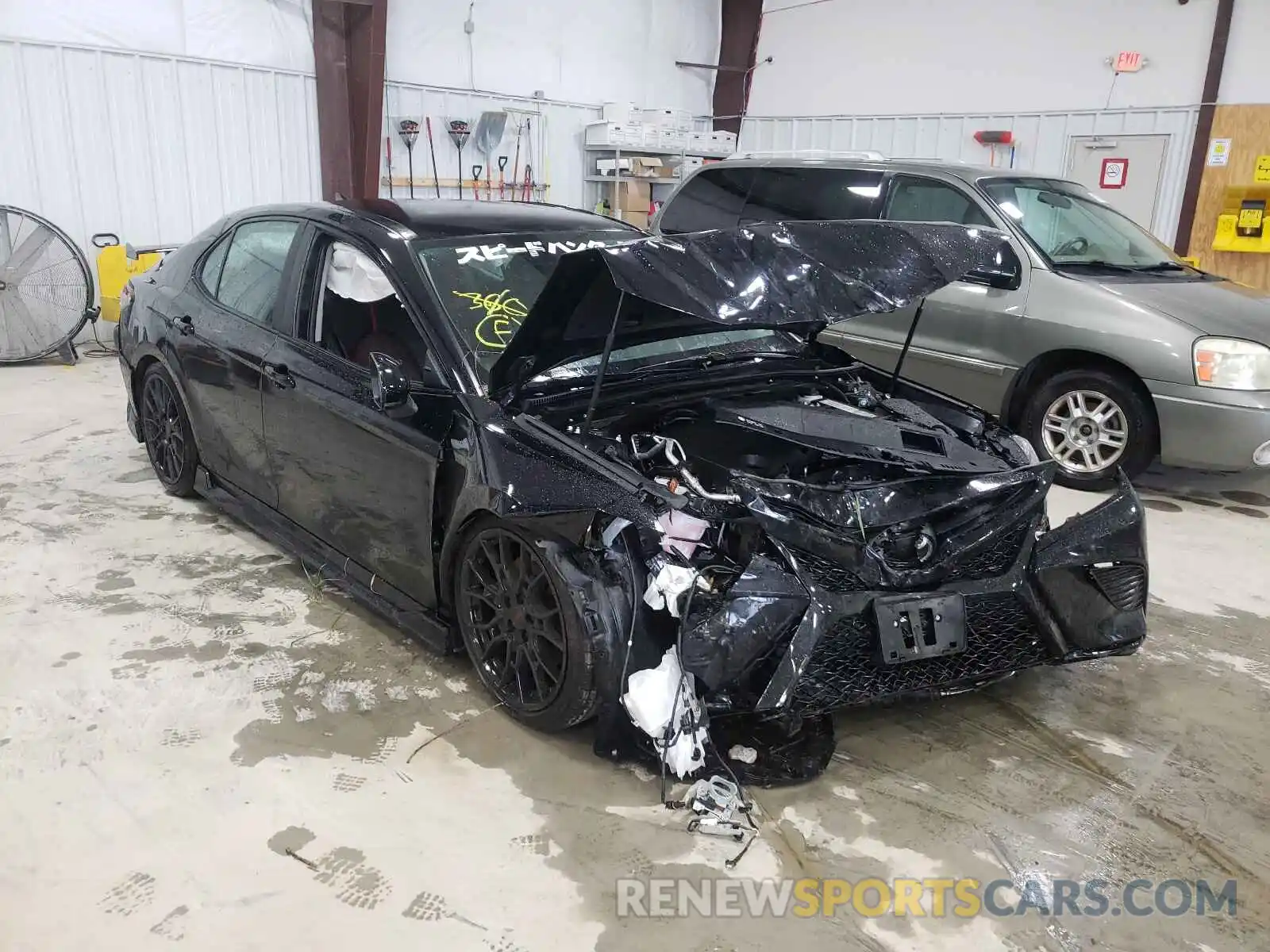 1 Photograph of a damaged car 4T1NZ1AK6LU035796 TOYOTA CAMRY 2020