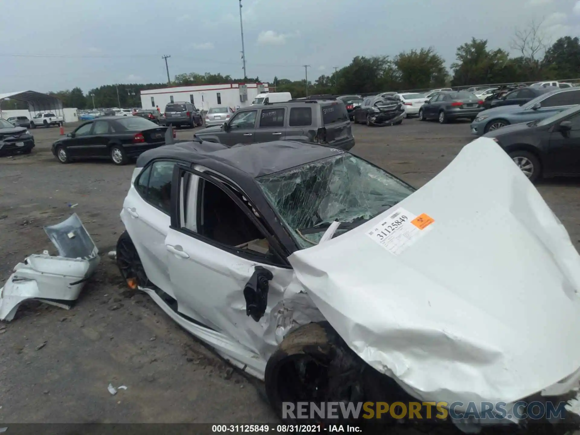 6 Photograph of a damaged car 4T1NZ1AK6LU036317 TOYOTA CAMRY 2020