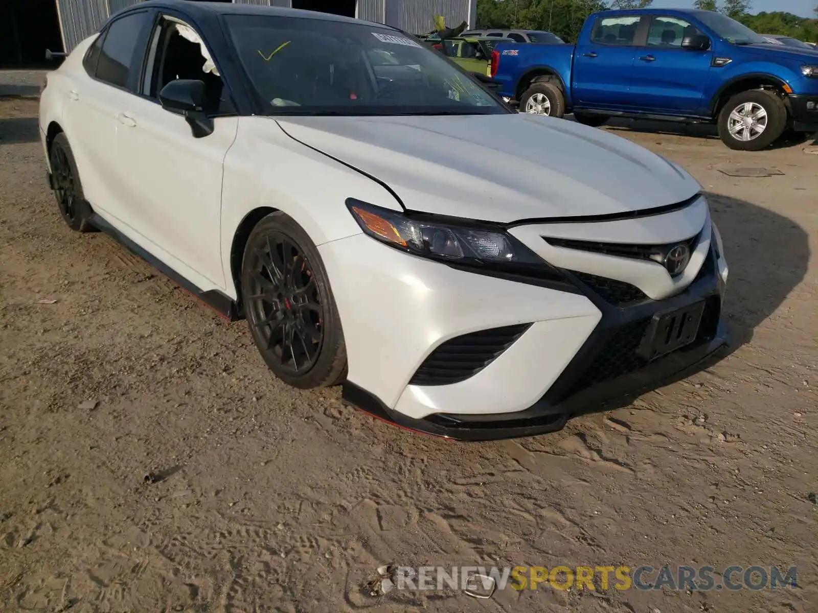 1 Photograph of a damaged car 4T1NZ1AK6LU036382 TOYOTA CAMRY 2020