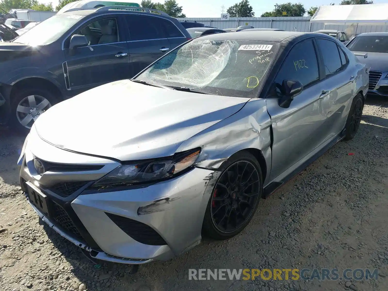 2 Photograph of a damaged car 4T1NZ1AK6LU044286 TOYOTA CAMRY 2020