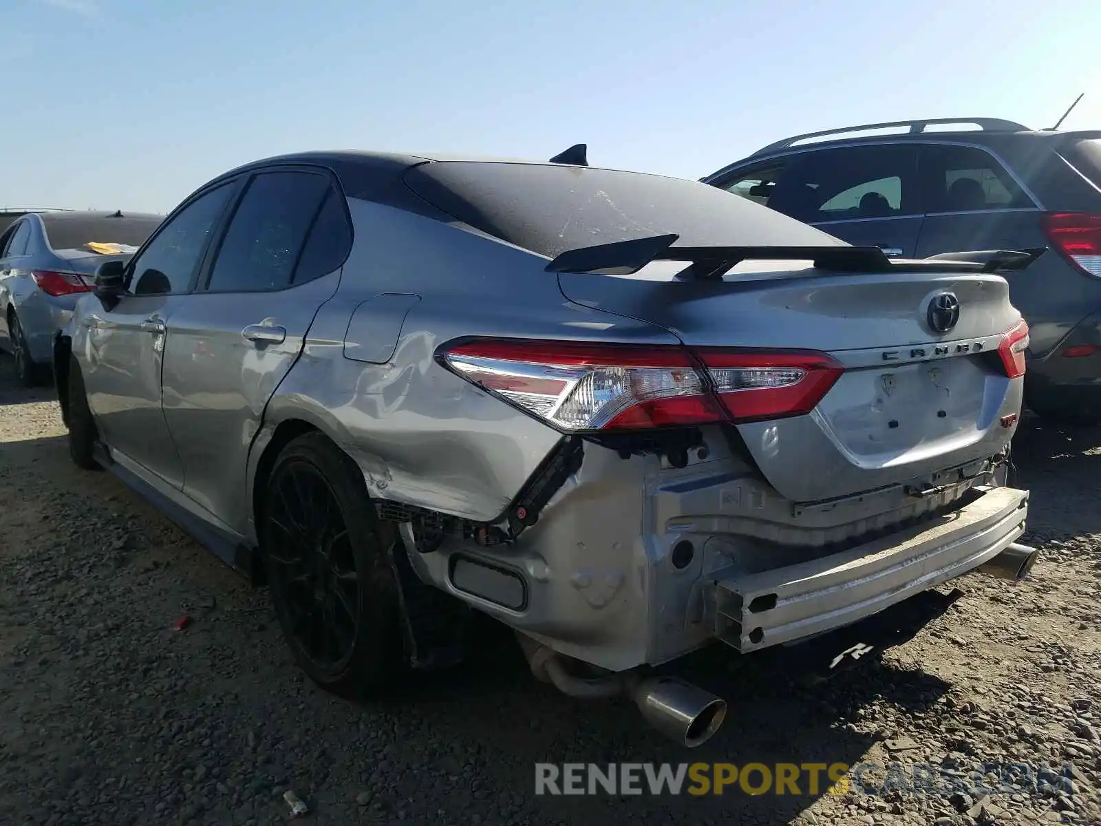 3 Photograph of a damaged car 4T1NZ1AK6LU044286 TOYOTA CAMRY 2020