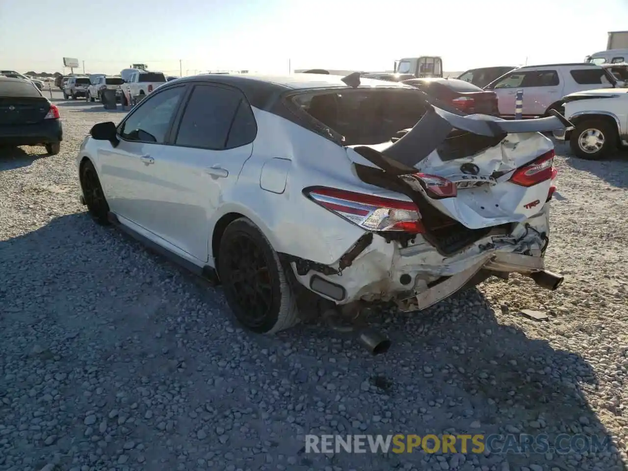 3 Photograph of a damaged car 4T1NZ1AK7LU033653 TOYOTA CAMRY 2020