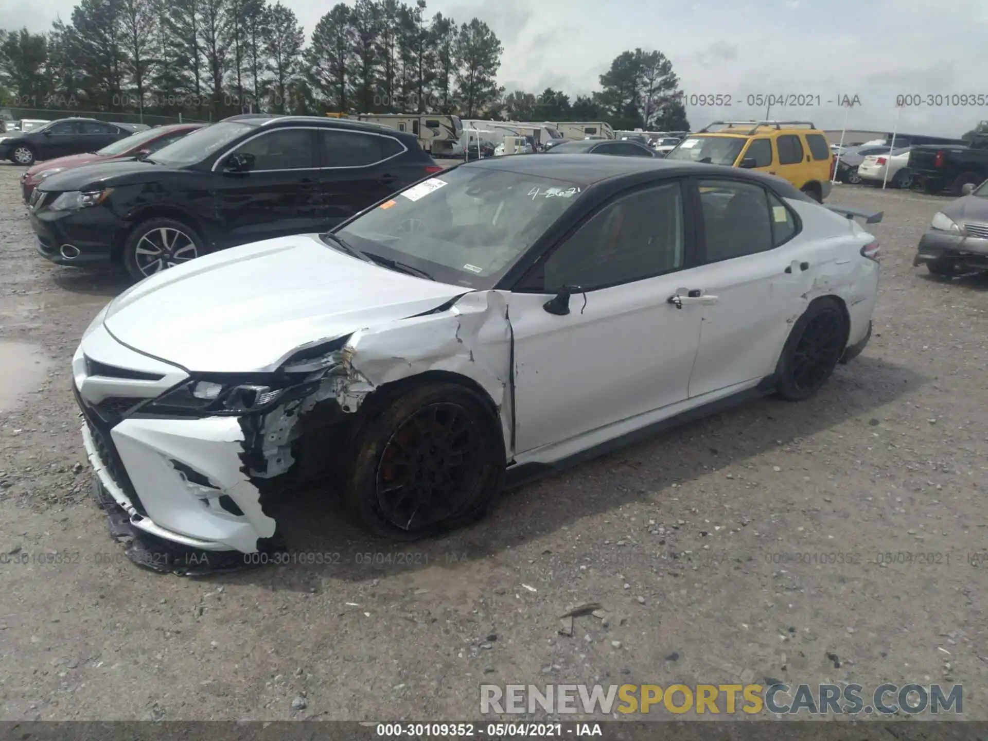 2 Photograph of a damaged car 4T1NZ1AK7LU037735 TOYOTA CAMRY 2020