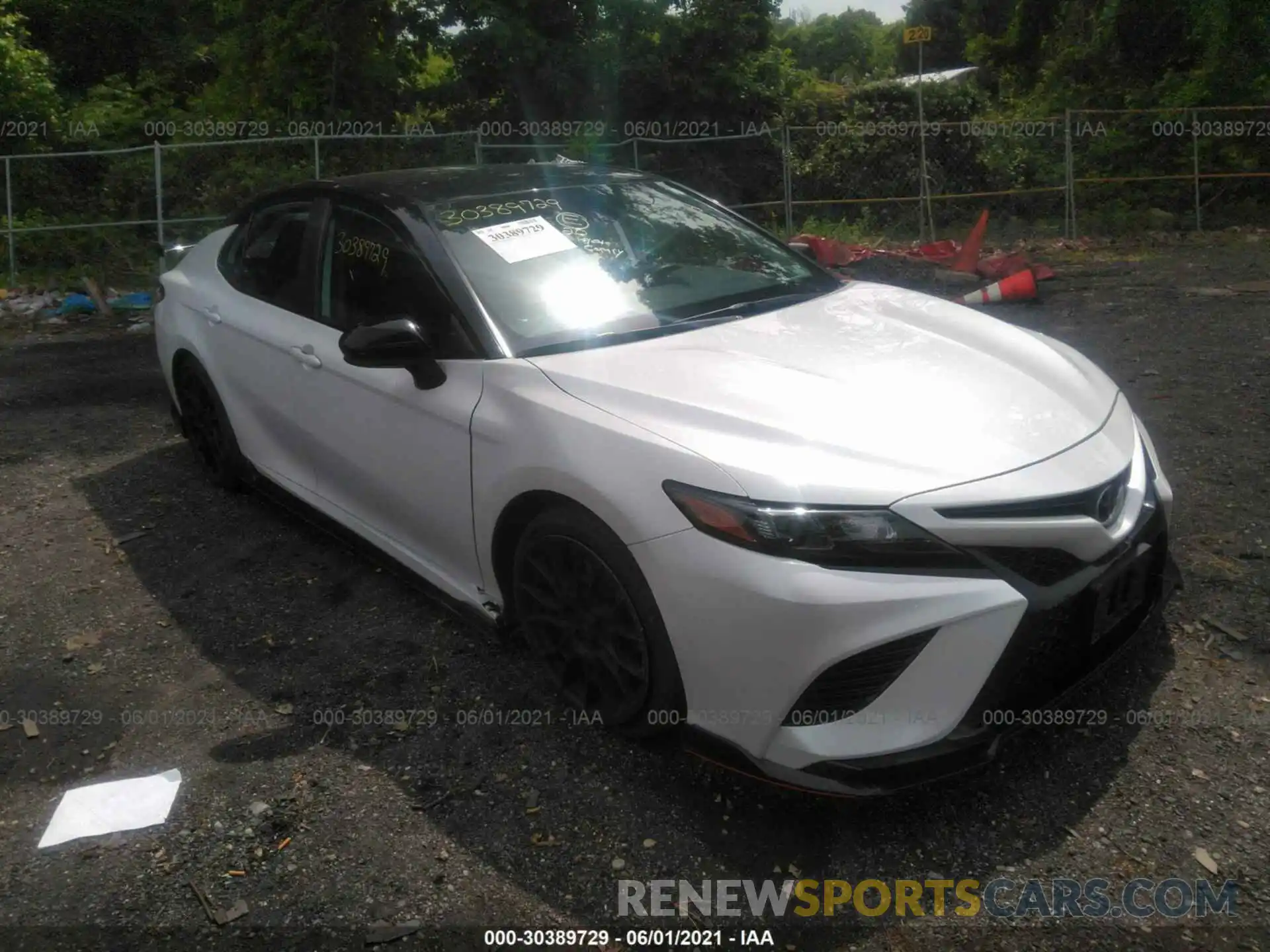 1 Photograph of a damaged car 4T1NZ1AK7LU038299 TOYOTA CAMRY 2020