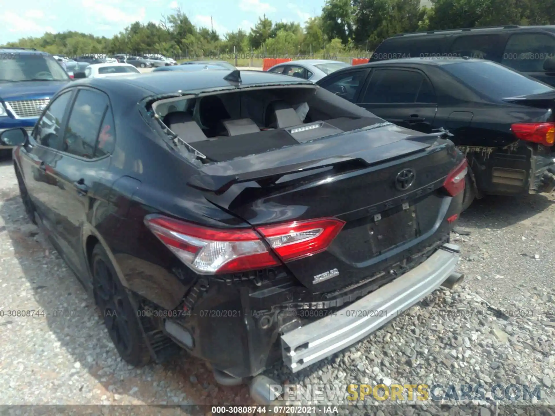 6 Photograph of a damaged car 4T1NZ1AK7LU042370 TOYOTA CAMRY 2020