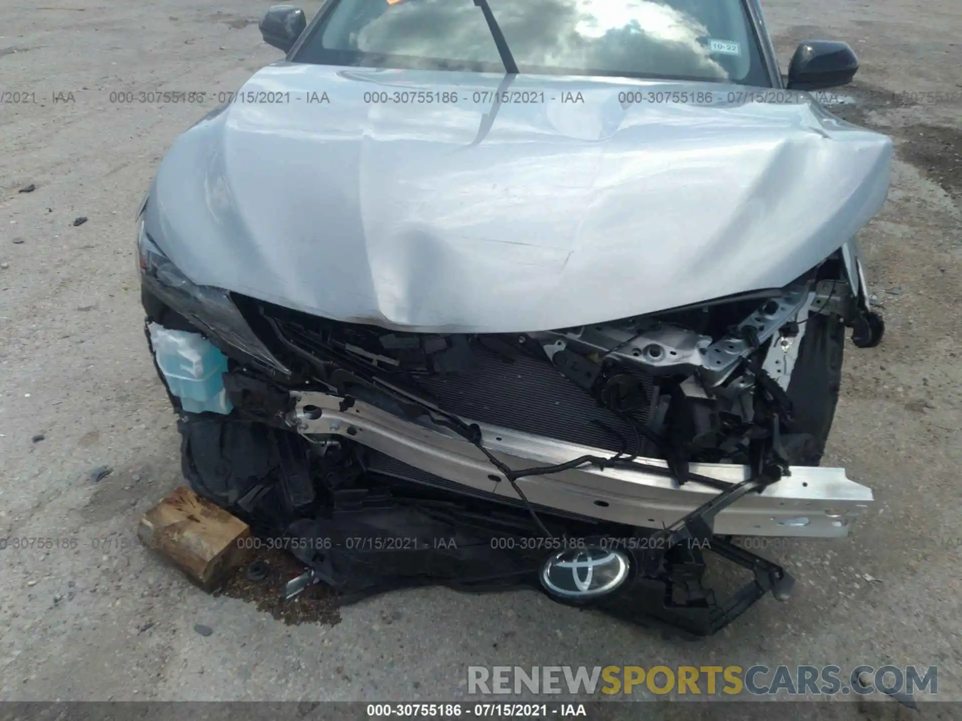 6 Photograph of a damaged car 4T1NZ1AK7LU047097 TOYOTA CAMRY 2020